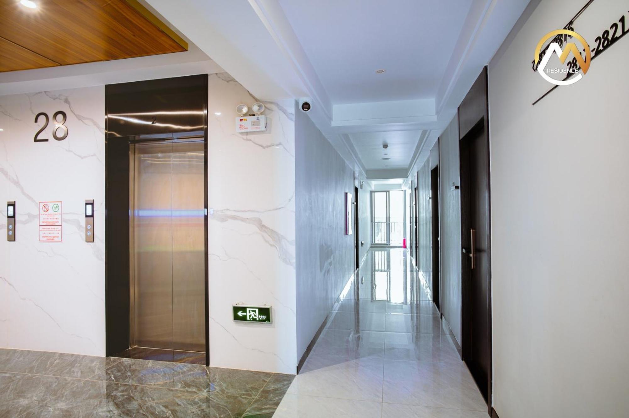 Hotel Serviced Apartments Top One Infinity Pool With View Of 360 Degree 프놈펜 외부 사진